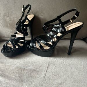 Size 10 Jessica Simpson 4” Black heels